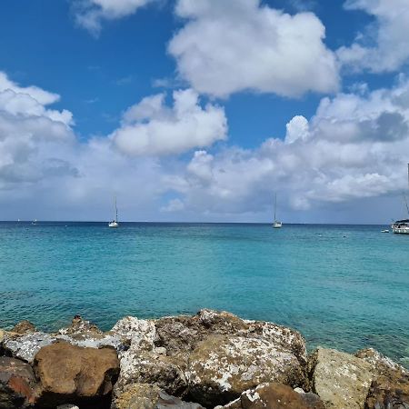 לה טרואז אילט Studio Kasanaco Avec Vue La Baie De Fort De France מראה חיצוני תמונה