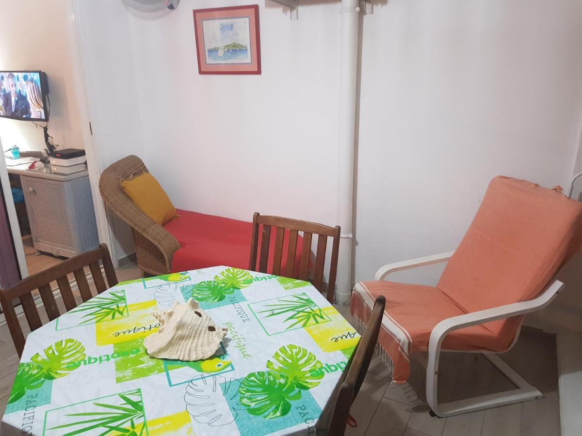 לה טרואז אילט Studio Kasanaco Avec Vue La Baie De Fort De France מראה חיצוני תמונה
