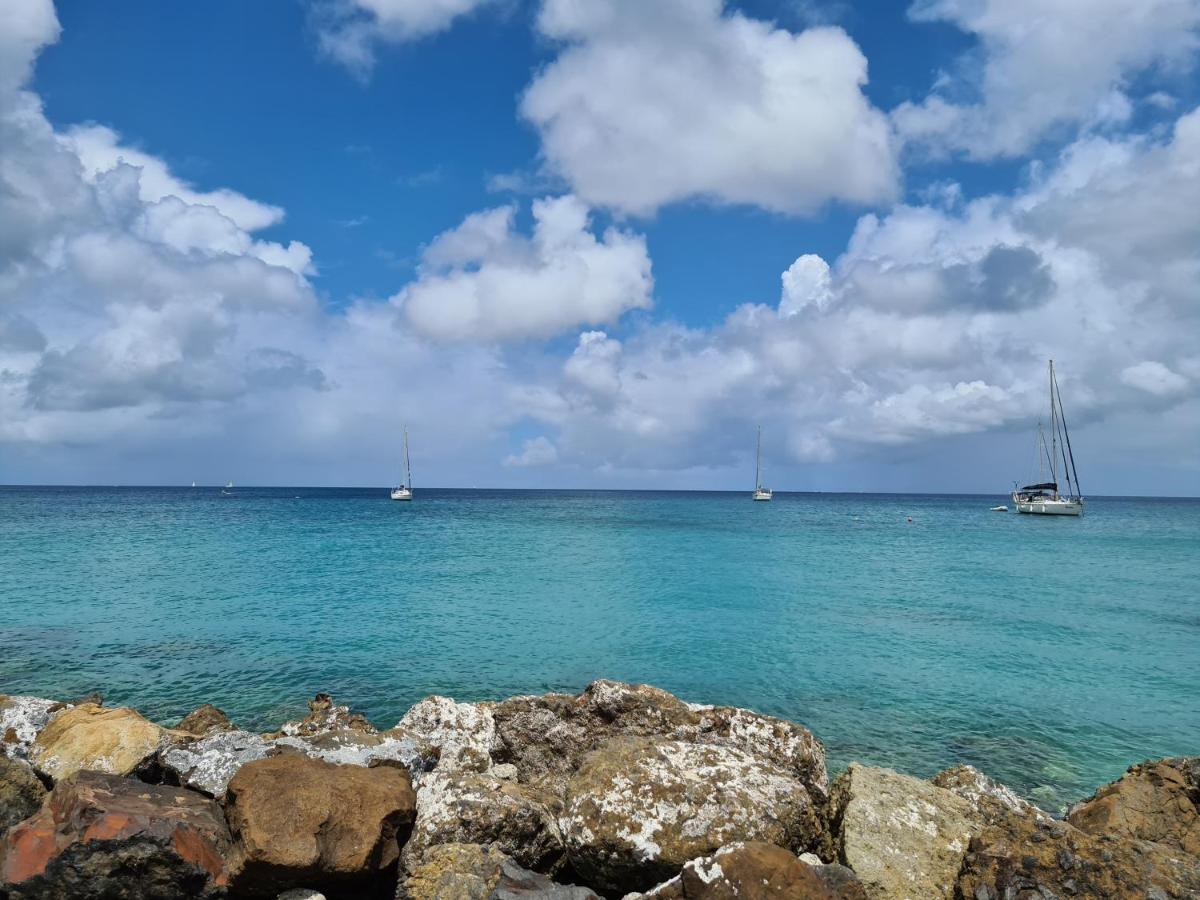לה טרואז אילט Studio Kasanaco Avec Vue La Baie De Fort De France מראה חיצוני תמונה