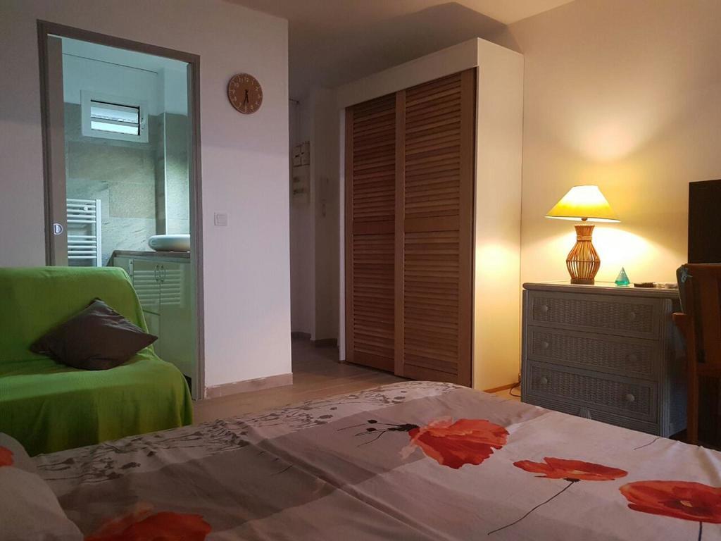 לה טרואז אילט Studio Kasanaco Avec Vue La Baie De Fort De France מראה חיצוני תמונה